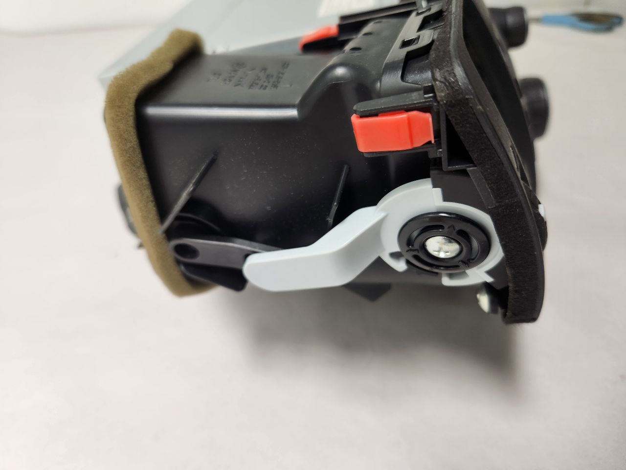2012 ACURA TSX 2.4L 4cyl Gasoline VVT Radio Audio - 405363 — photo 6