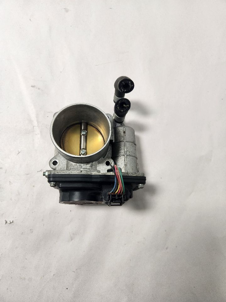 2017 INFINITI QX50 6cyl Gasoline 3.7 Right THROTTLE BODY ASSY - 405815