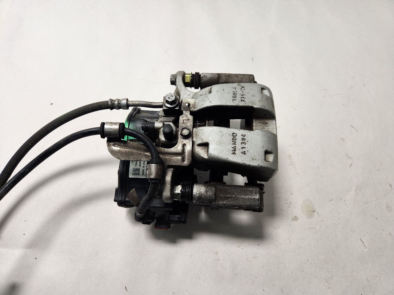 2023 TESLA TESLA 3 L cyl CALIPER - 405852 — photo 1