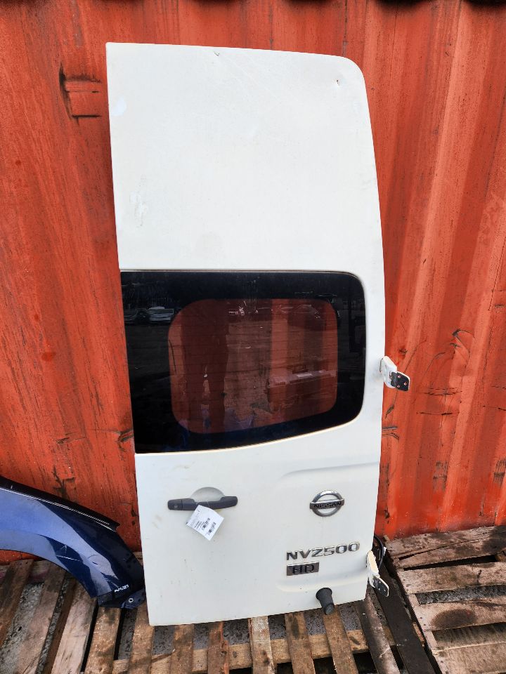 2017 NISSAN NV 2500 4.0L 6cyl Gasoline VVT Right Dr Assm, Rear Back - 405862