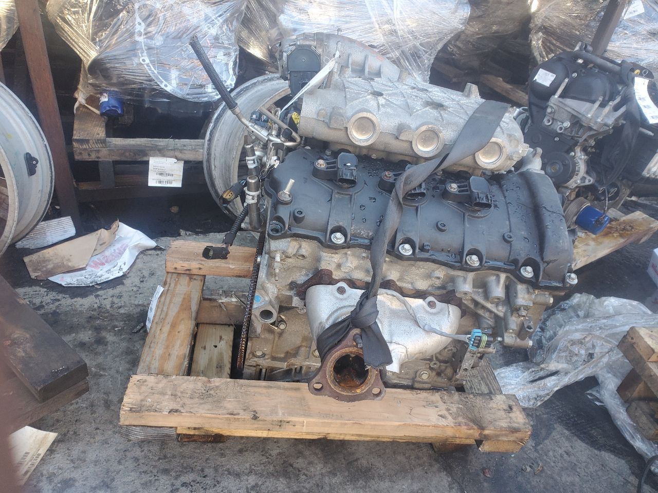 2011 CHEVROLET TRAVERSE 6cyl Gasoline 3.6 ENGINE ASSEMBLY - 406257
