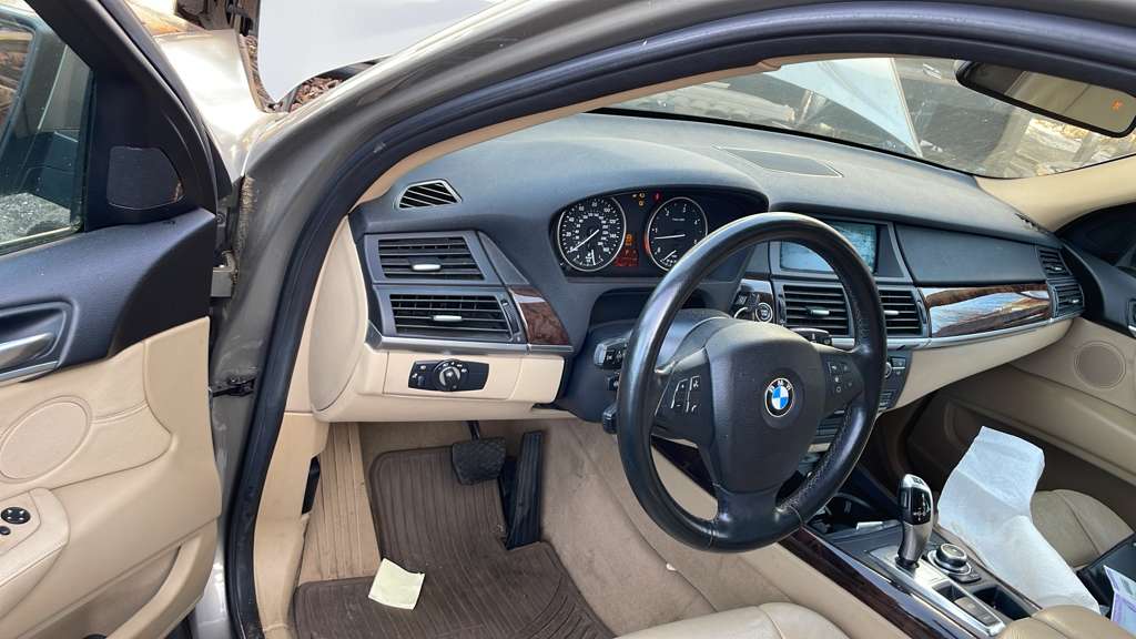 2010 BMW X5 6cyl Diesel 3.0 FRAME - 406295 — photo 2