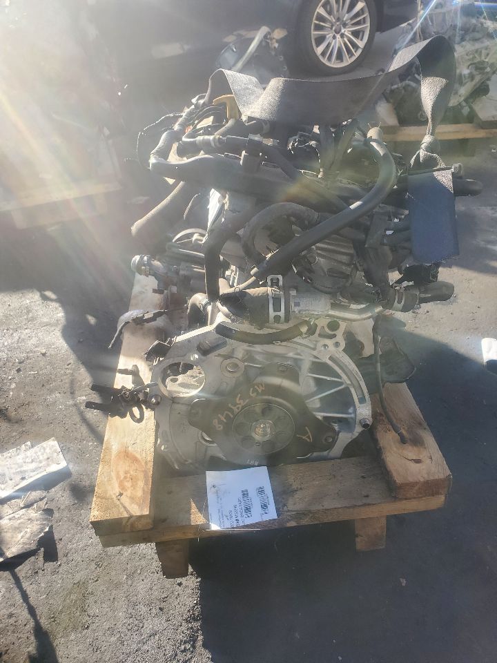 2017 HYUNDAI ELANTRA 4cyl Gasoline 2.0 ENGINE ASSEMBLY - 406467 — photo 2