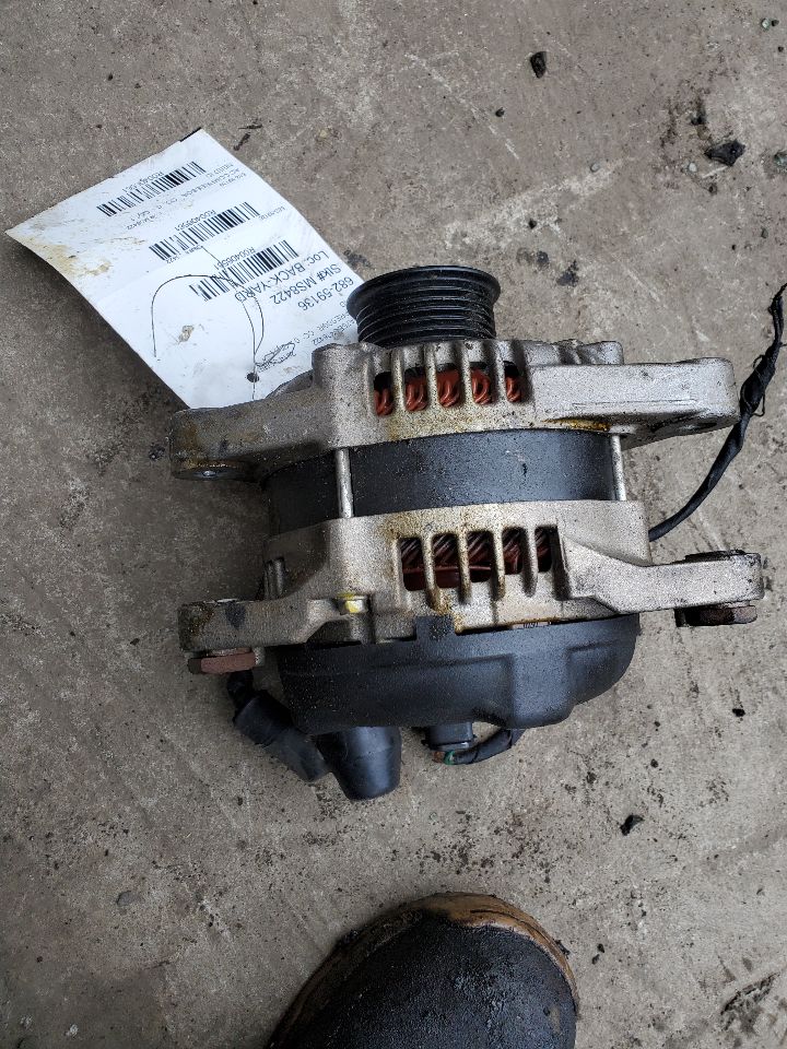 2014 KIA SORENTO 6cyl Gasoline 3.3 AC COMPRESSOR - 406561 — photo 3