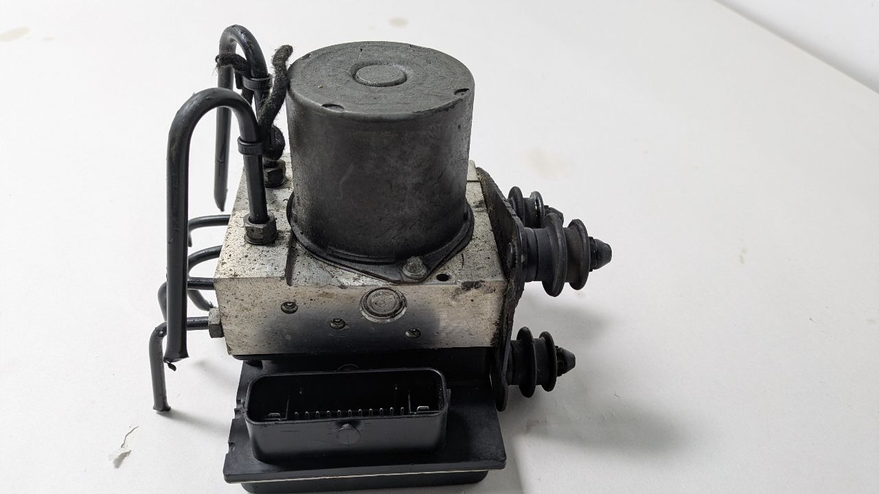 2011 AUDI A4 Anti-lock Brake Pts - 407786 — photo 2