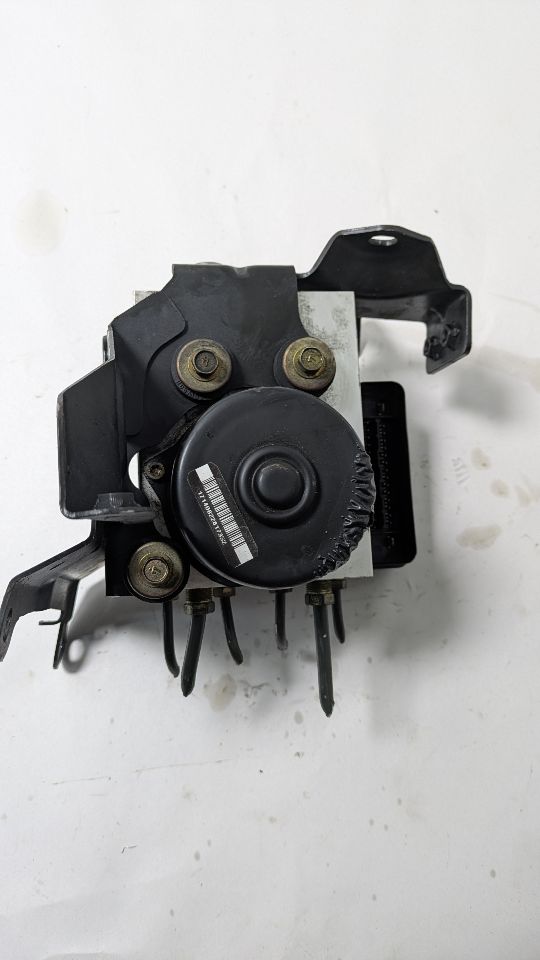 2006 INFINITI QX56 8cyl Gasoline 5.6 Anti-lock Brake Pts - 407787
