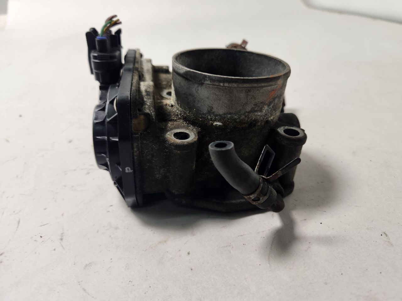 2009 PONTIAC VIBE 4cyl Gasoline 2.4 THROTTLE BODY ASSY - 407802 — photo 3
