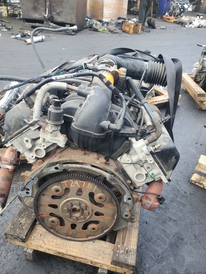 2012 JEEP LIBERTY 6cyl Gasoline 3.7 ENGINE ASSEMBLY - 407863 — photo 4
