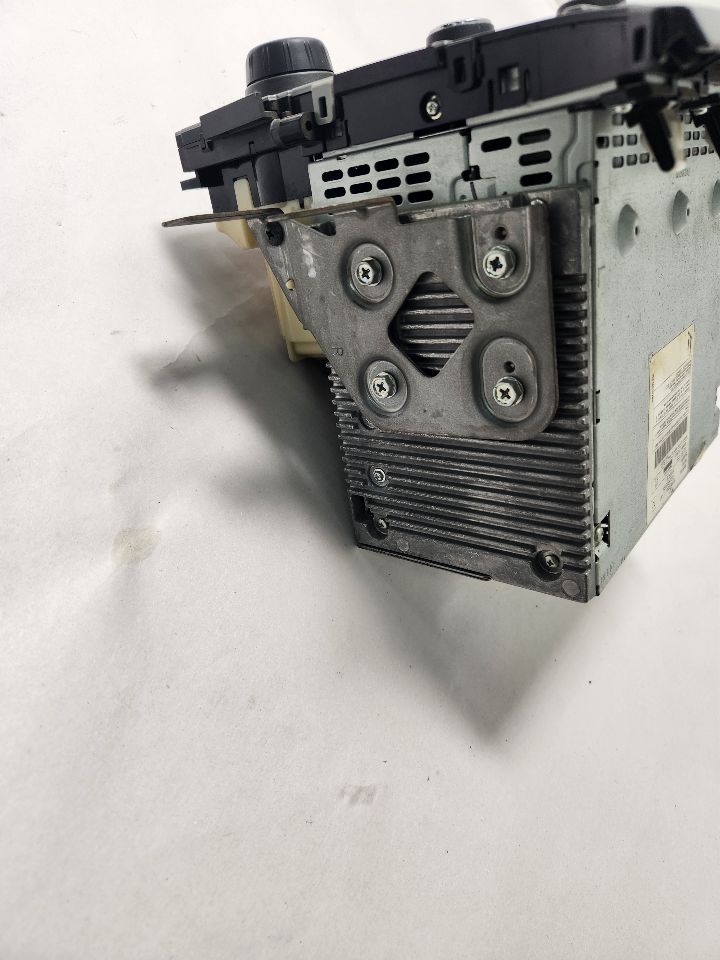 2013 HONDA PILOT Radio Audio - 408230 — photo 2