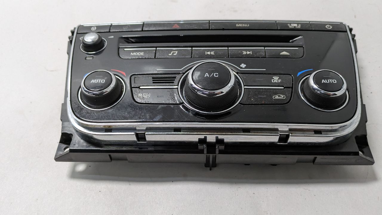 2011 JAGUAR XJ 8cyl Gasoline 5.0 Radio Audio - 408254 — photo 4