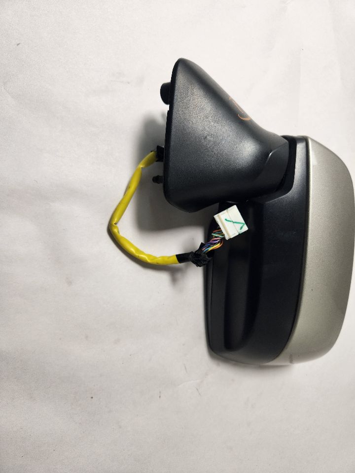 2016 SUBARU LEGACY 4cyl Gasoline 2.5 PZEV Left SIDE VIEW MIRROR - 408285 — photo 2