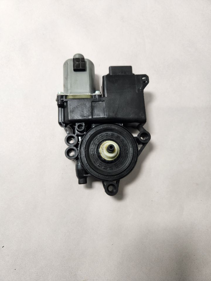 2018 KIA CADENZA 3.3L 6cyl Gasoline VVT Left DOOR WINDOW REG, FR - 408401