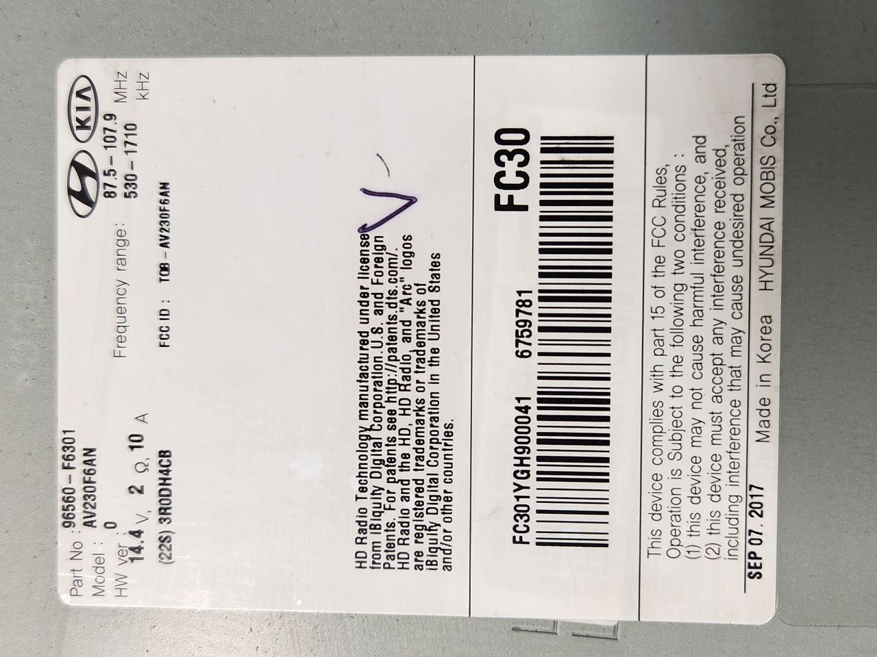 2018 KIA CADENZA 3.3L 6cyl Gasoline VVT Radio Audio - 408403 — photo 3