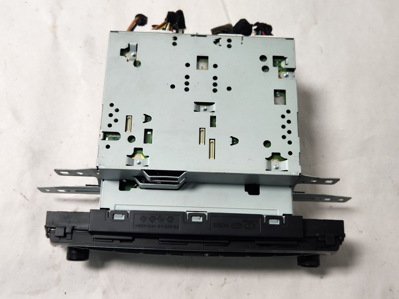 2018 KIA CADENZA 3.3L 6cyl Gasoline VVT Radio Audio - 408403 — photo 6