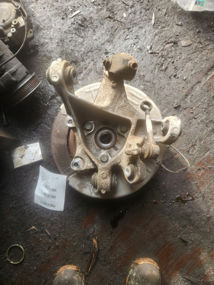2023 TESLA TESLA 3 L cyl STRUT - 408834 — photo 1