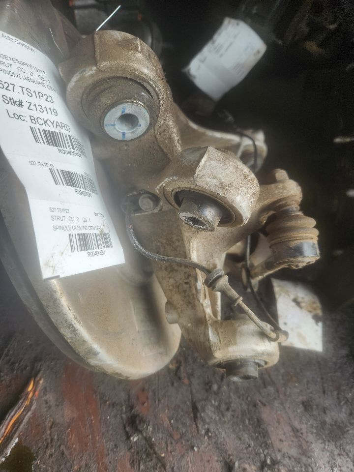2023 TESLA TESLA 3 L cyl STRUT - 408834 — photo 5