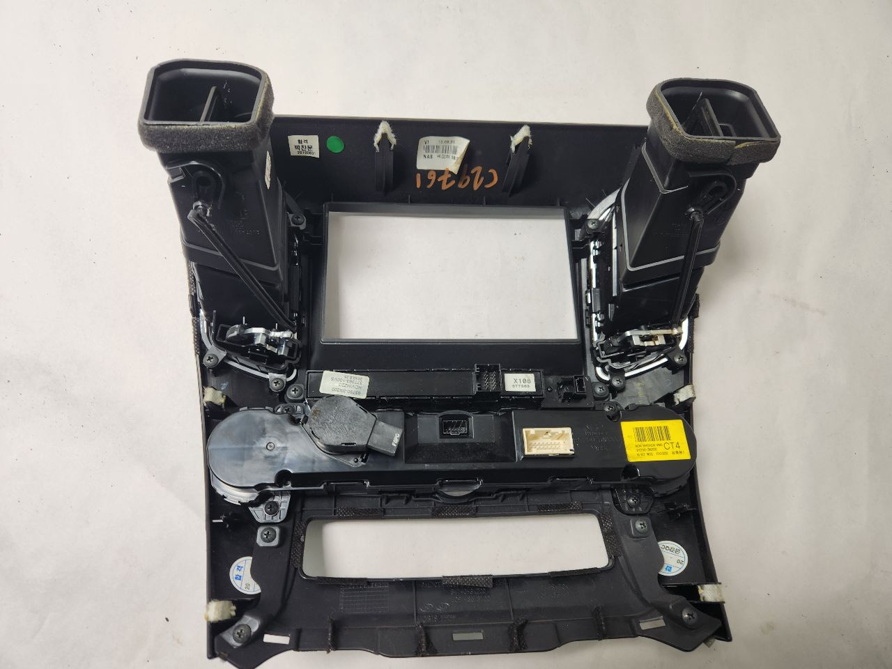2011 HYUNDAI EQUUS 8cyl Gasoline 4.6 TEMP CONTROL - 409081 — photo 3
