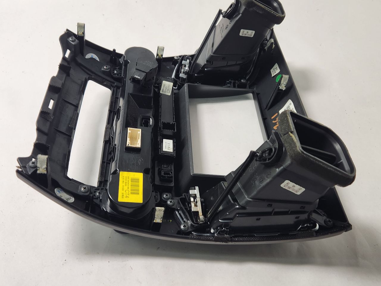 2011 HYUNDAI EQUUS 8cyl Gasoline 4.6 TEMP CONTROL - 409081 — photo 8