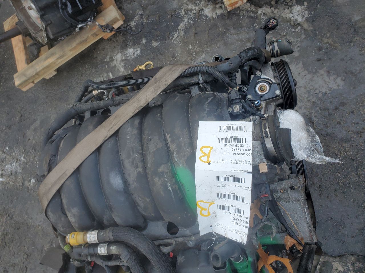 2015 CHEVROLET TAHOE 8cyl Gasoline 5.3 FLEX ENGINE ASSEMBLY - 409112 — photo 5