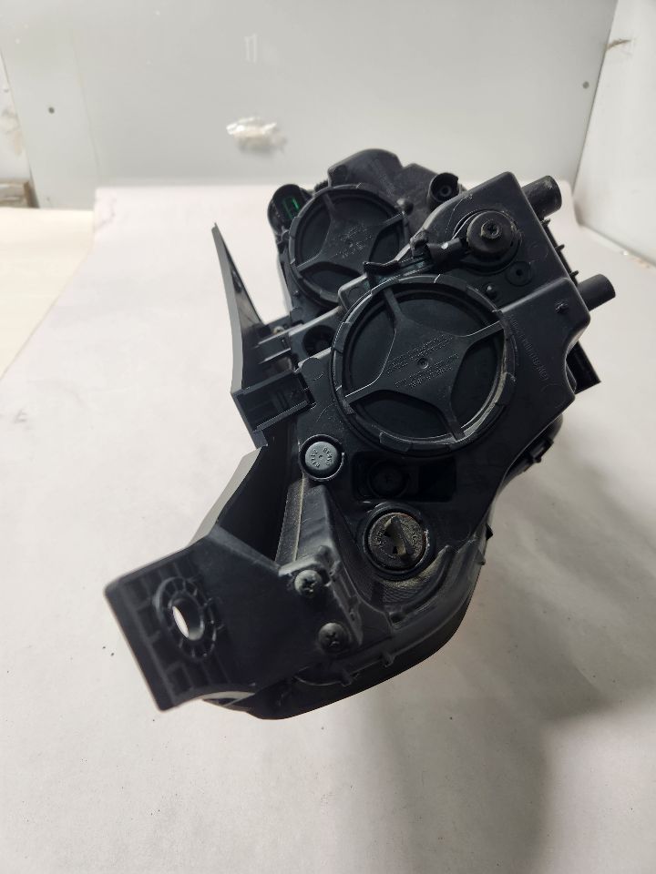 2017 KIA OPTIMA 4cyl Gasoline 2.4 Left HEADLAMP ASSEMBLY - 409709 — photo 4