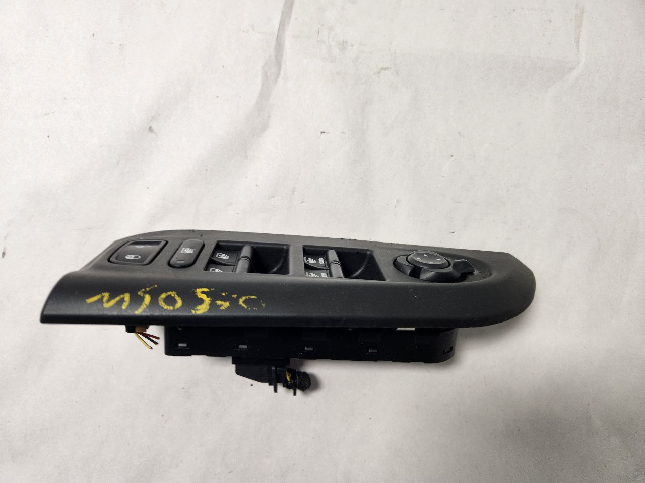 2016 HYUNDAI ACCENT Left Front Door Switch - 409872 — photo 2