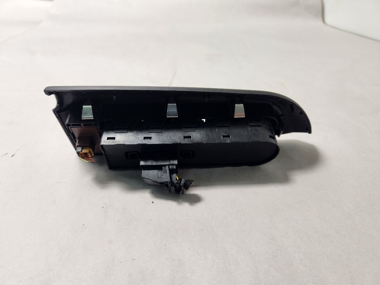 2016 HYUNDAI ACCENT Left Front Door Switch - 409872 — photo 3