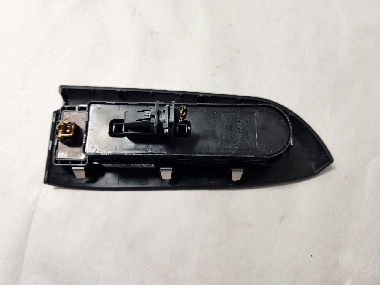 2016 HYUNDAI ACCENT Left Front Door Switch - 409872 — photo 4