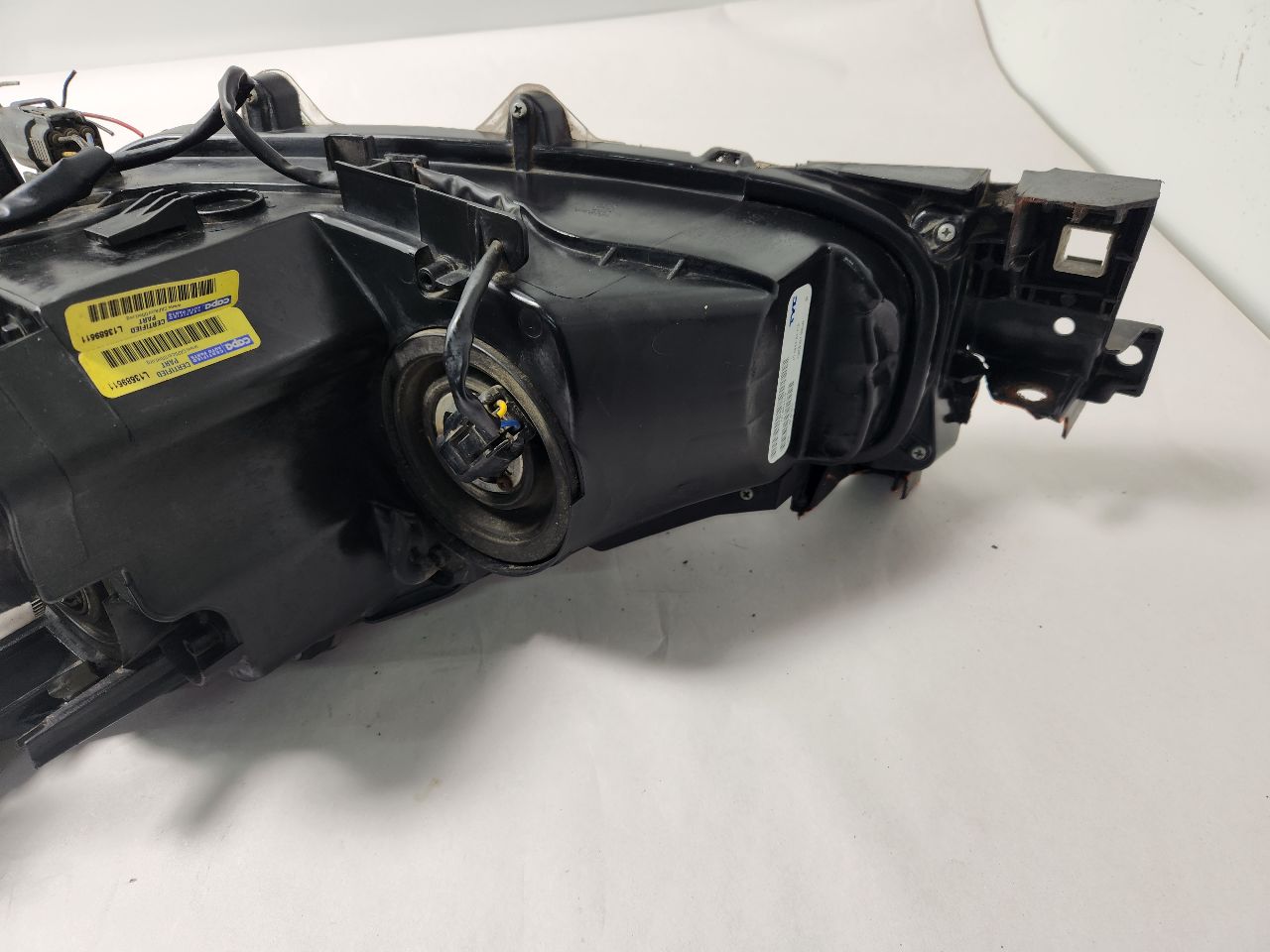 2017 MAZDA 3 2.0L 4cyl Gasoline Right HEADLAMP ASSEMBLY - 410020 — photo 8