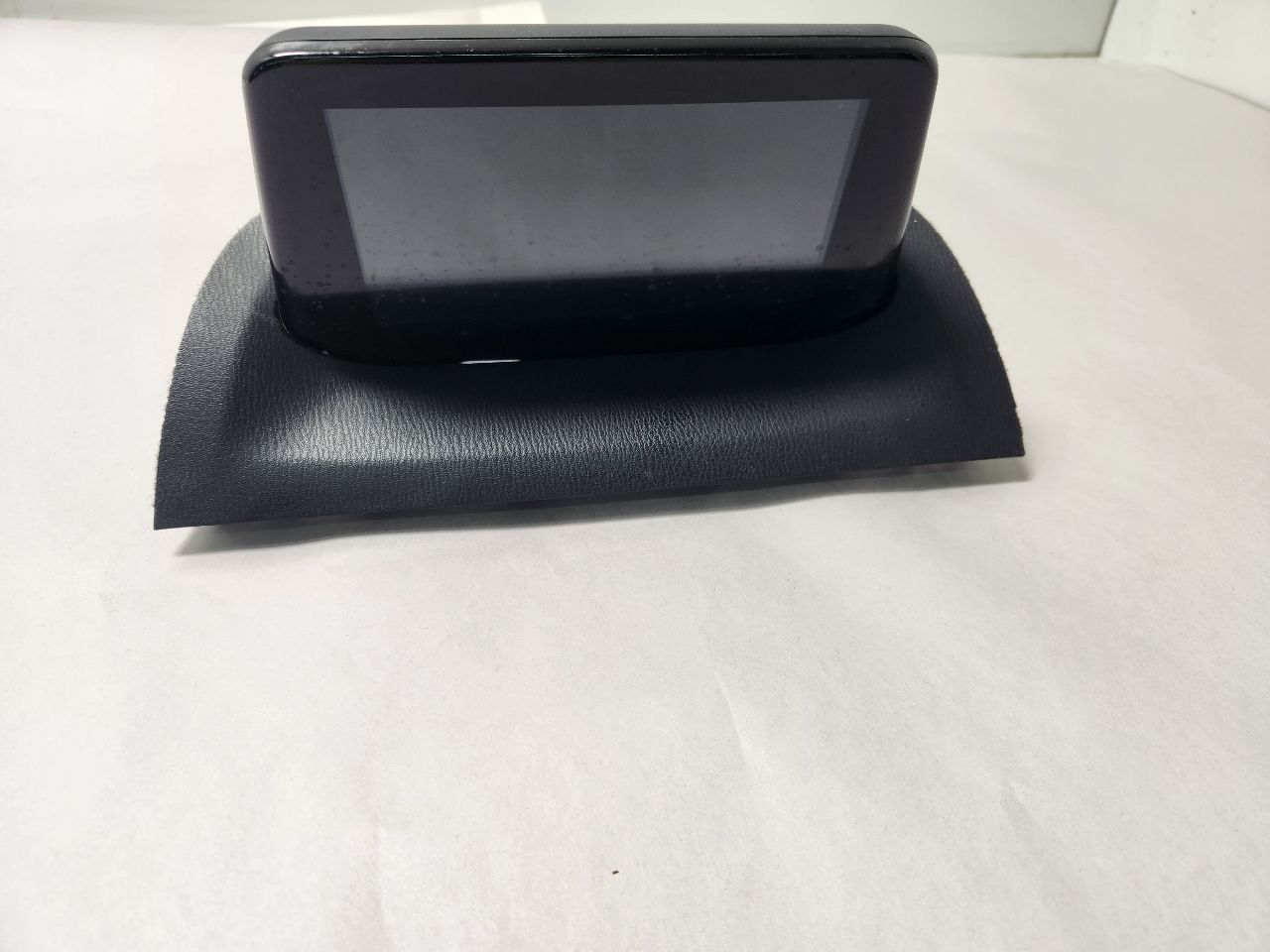 2017 MAZDA 3 2.0L 4cyl Gasoline Info-GPS-TV Screen - 410022 — photo 6