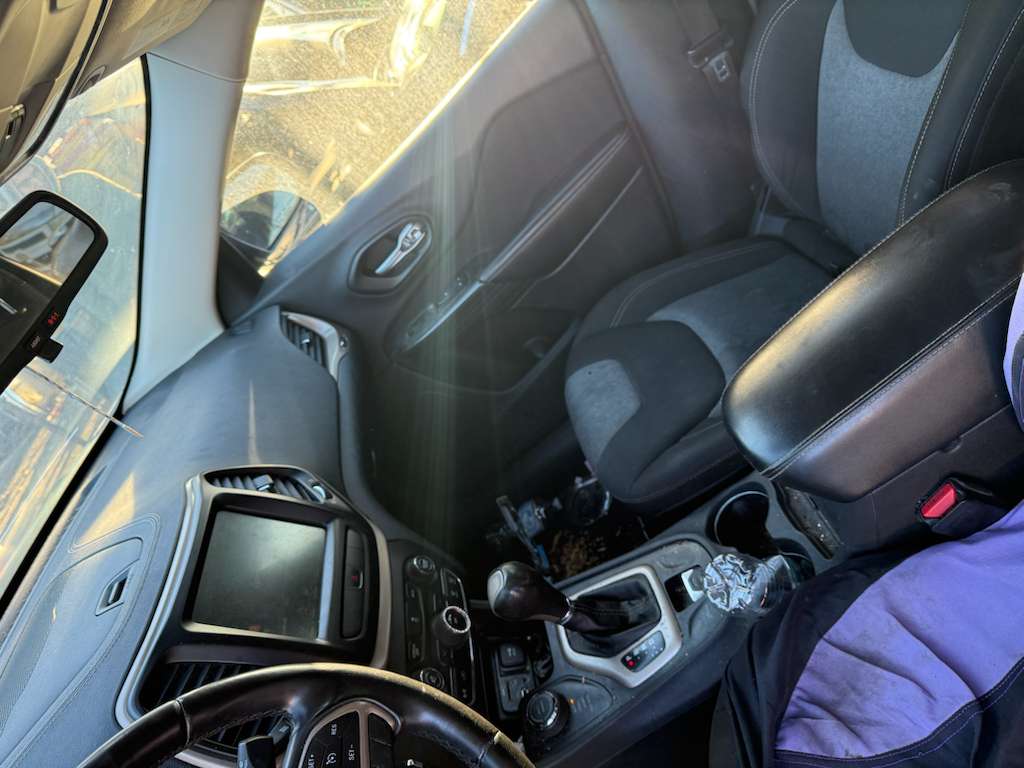 2014 JEEP CHEROKEE Transmiss,Transaxle - 410103 — photo 3