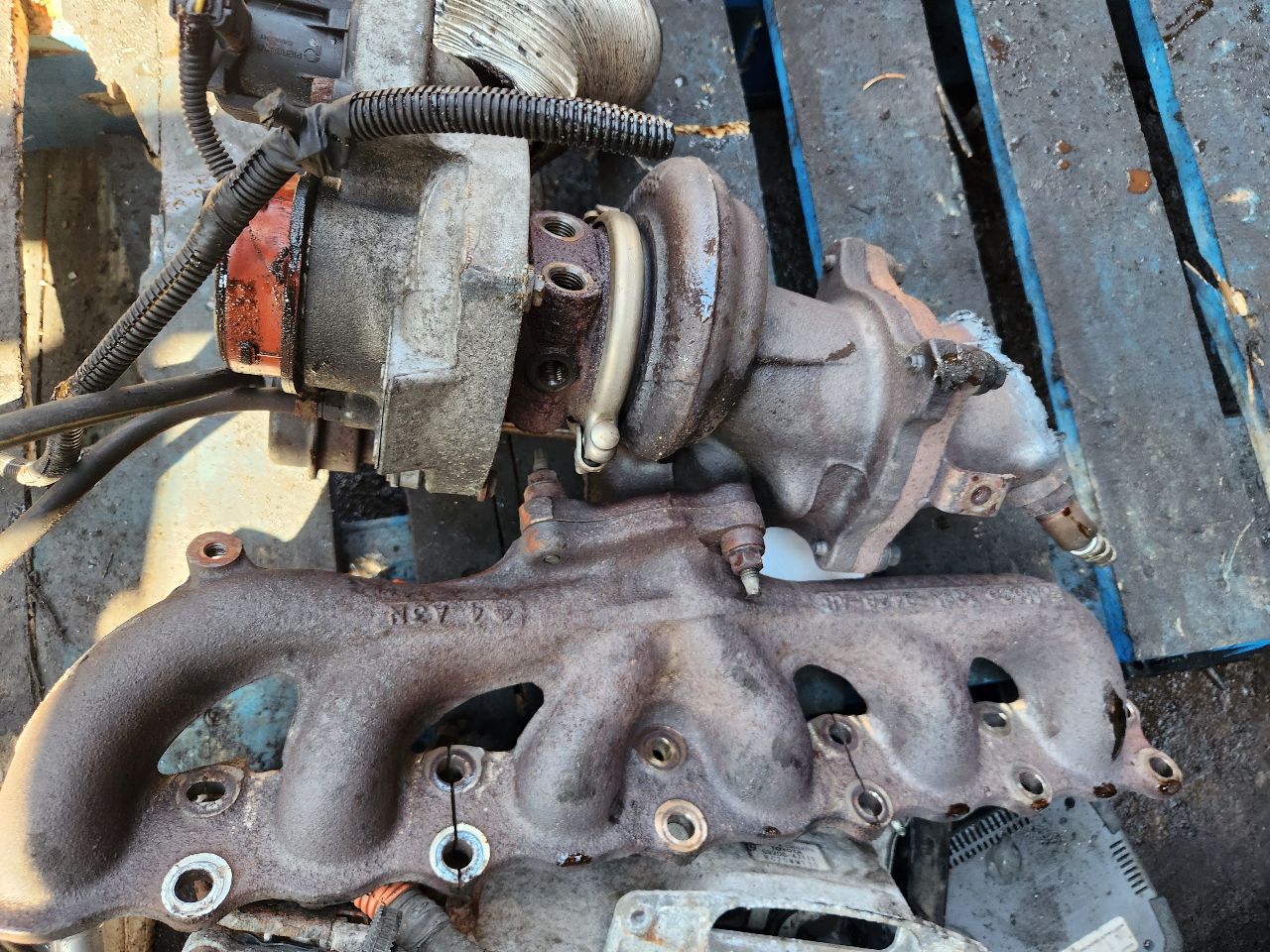 2011 VOLVO 70 SERIES 6cyl Gasoline Turbo 3.0 Turbo-Supercharger - 410230 — photo 3