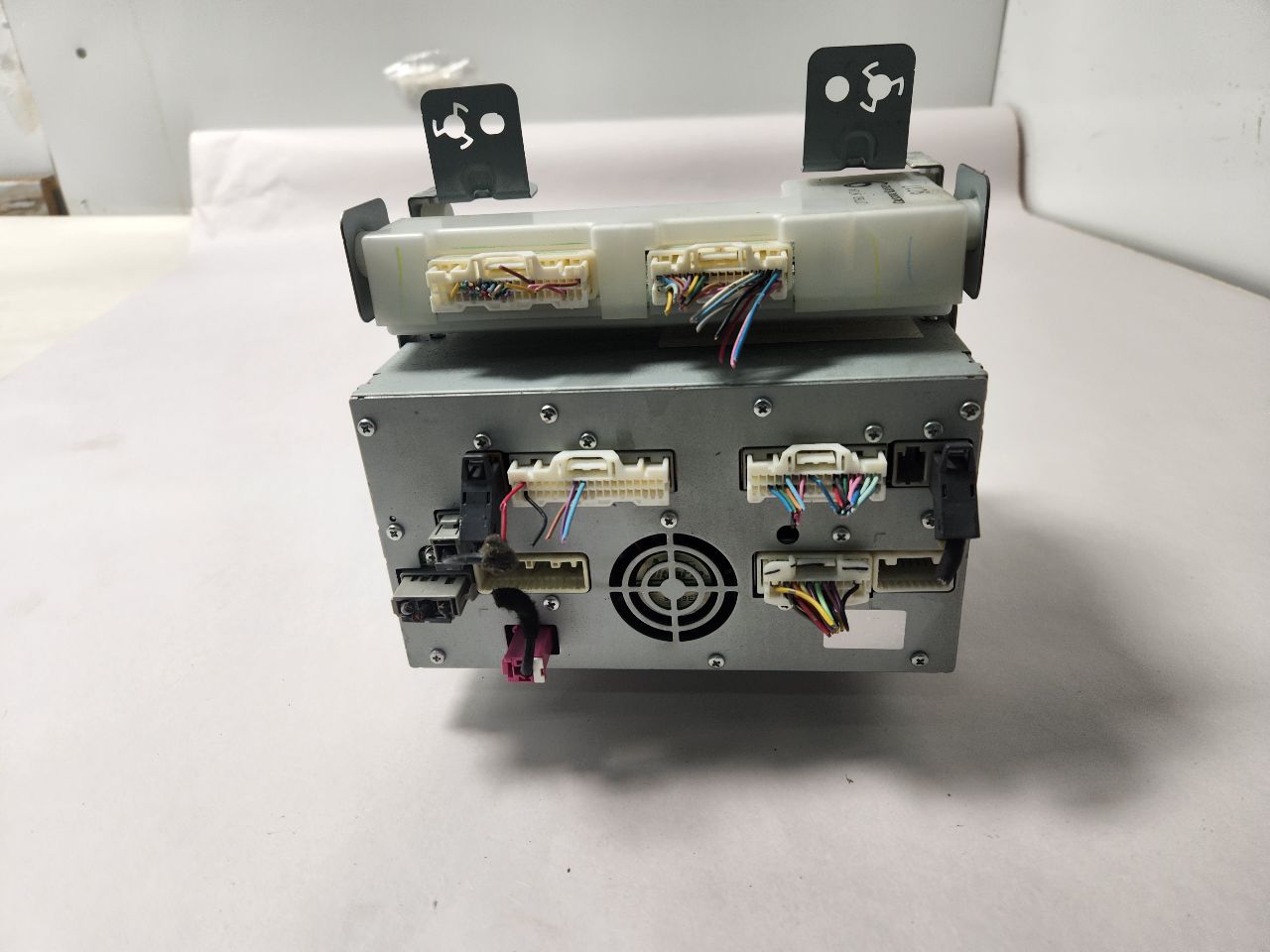 2010 INFINITI G37 6cyl Gasoline 3.7 Radio Audio - 410246 — photo 5