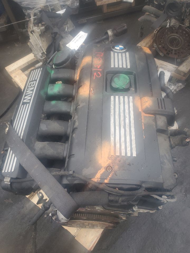 2010 BMW 328i 6cyl Gasoline 3.0 SULEV ENGINE ASSEMBLY - 410449 — photo 5