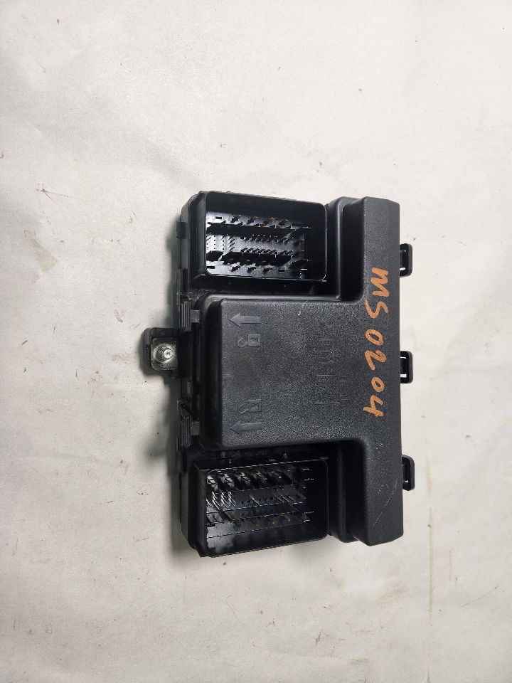 2019 LINCOLN NAUTILUS Fuse Box, Engine - 410560