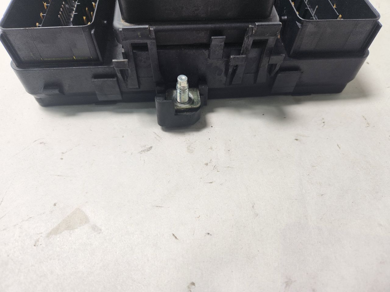 2019 LINCOLN NAUTILUS Fuse Box, Engine - 410560 — photo 2