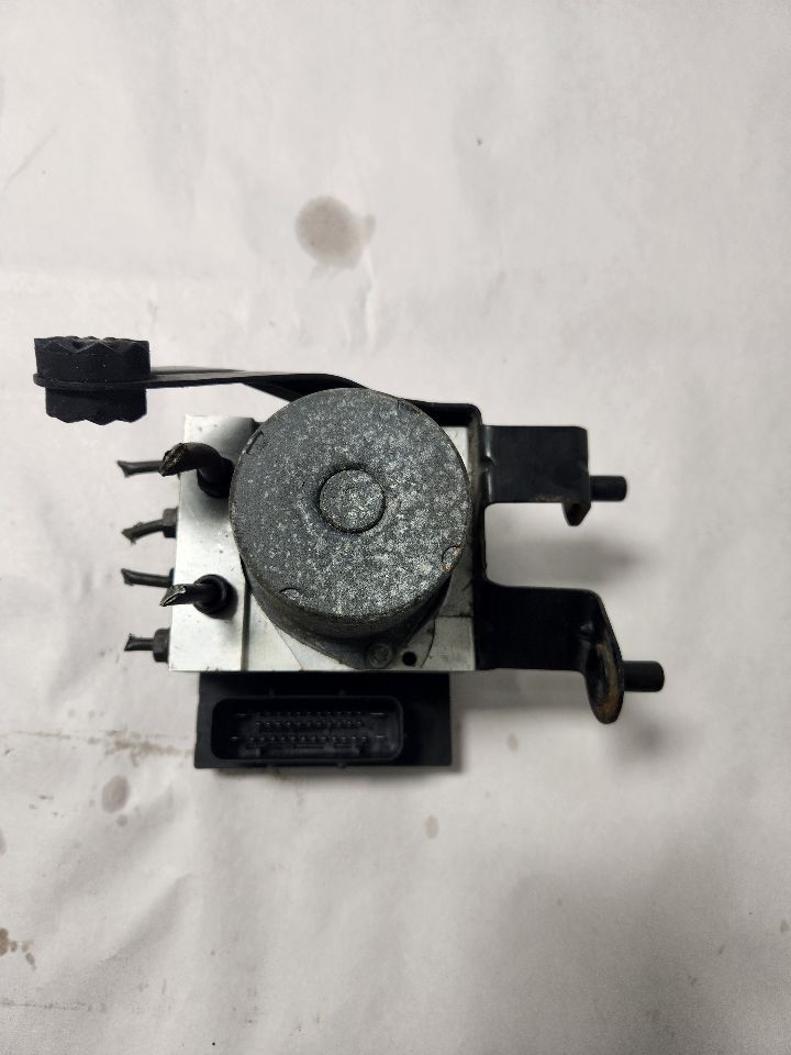 2006 BMW 525i 6cyl Gasoline 3.0 Anti-lock Brake Pts - 410715