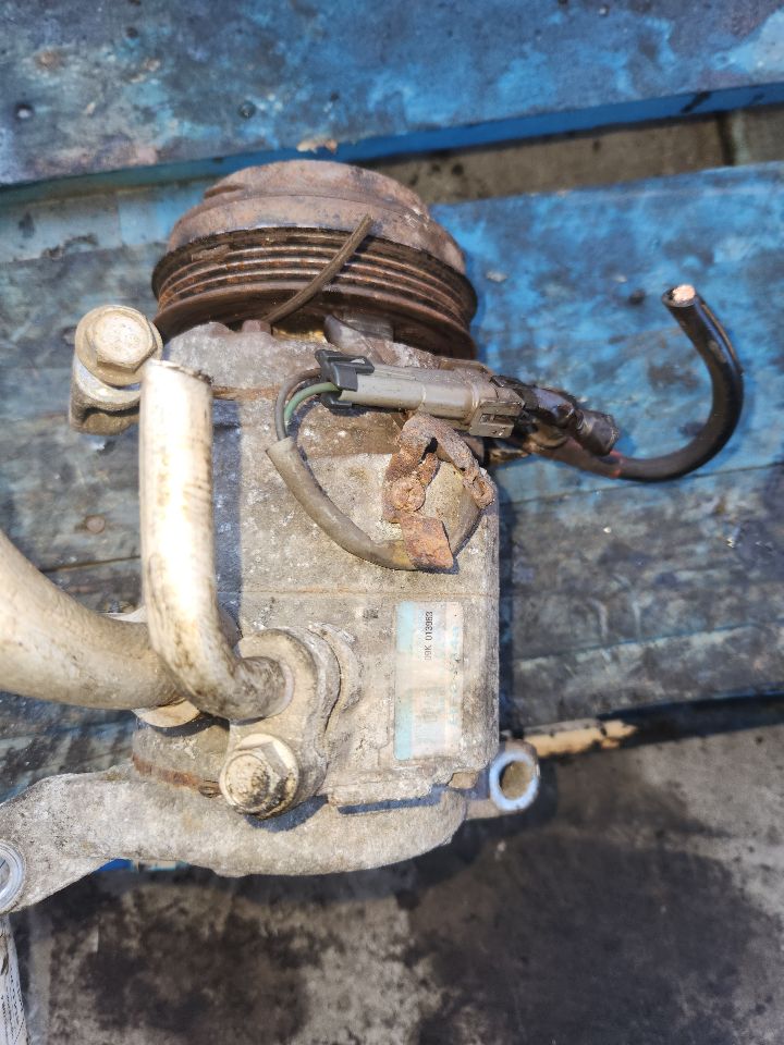 2009 CHEVROLET EXPRESS 2500 VAN 4.8L 8cyl Gasoline AC COMPRESSOR - 410859
