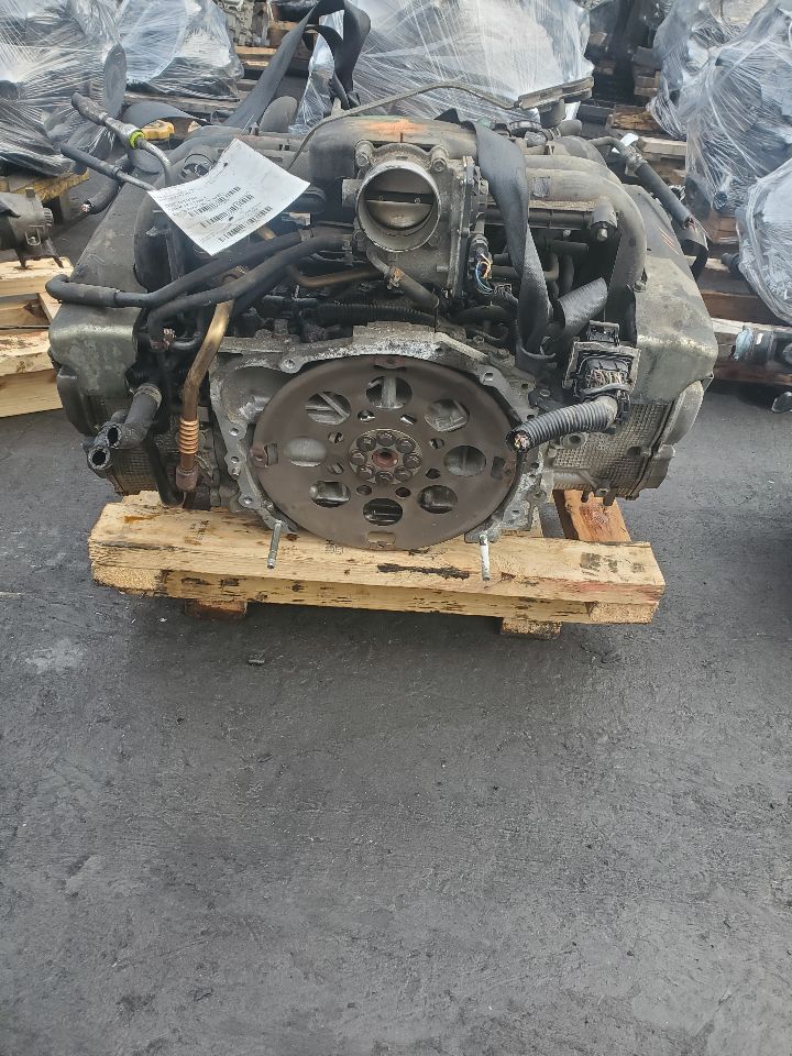 2011 SUBARU LEGACY 6cyl Gasoline 3.6 ENGINE ASSEMBLY - 411378 — photo 6