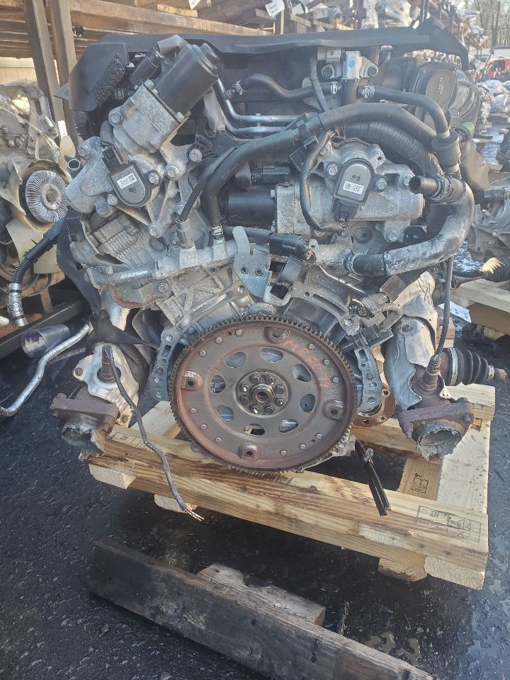 2015 INFINITI Q50 6cyl Gasoline 3.7 ENGINE ASSEMBLY - 411778