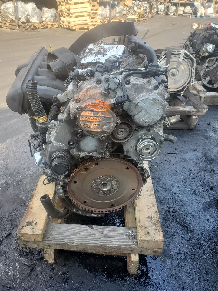 2010 LAND ROVER LR2 6cyl Gasoline 3.2 ENGINE ASSEMBLY - 412090 — photo 4