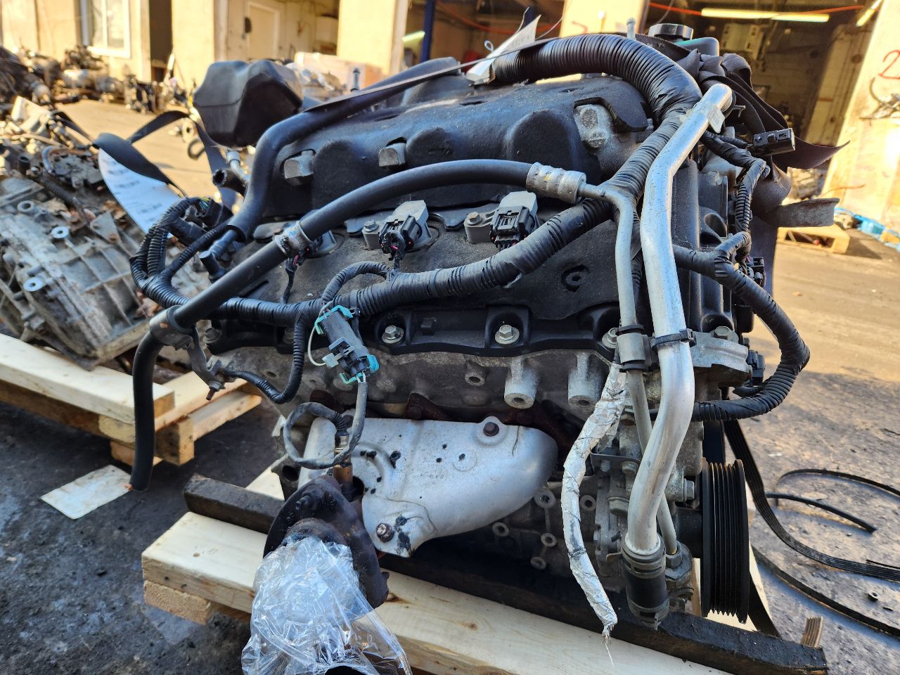 2011 GMC ACADIA 6cyl Gasoline 3.6 ENGINE ASSEMBLY - 412187 — photo 5