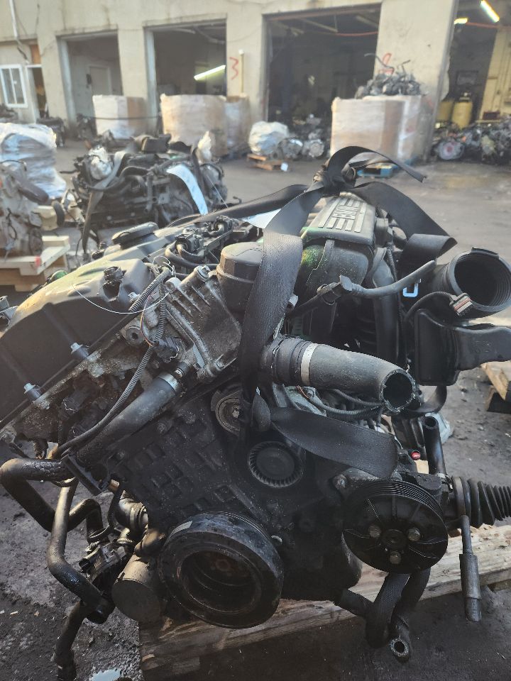 2009 BMW 328i 6cyl Gasoline 3.0 ENGINE ASSEMBLY - 412646 — photo 3