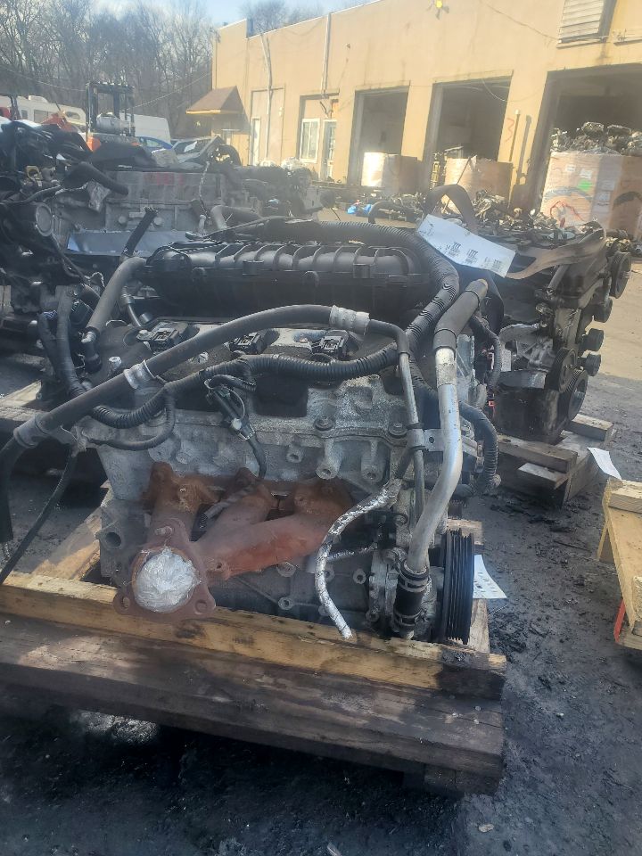2016 GMC ACADIA 6cyl Gasoline 3.6 ENGINE ASSEMBLY - 412700 — photo 3