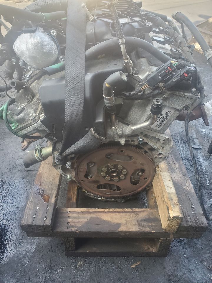 2016 GMC ACADIA 6cyl Gasoline 3.6 ENGINE ASSEMBLY - 412700 — photo 4
