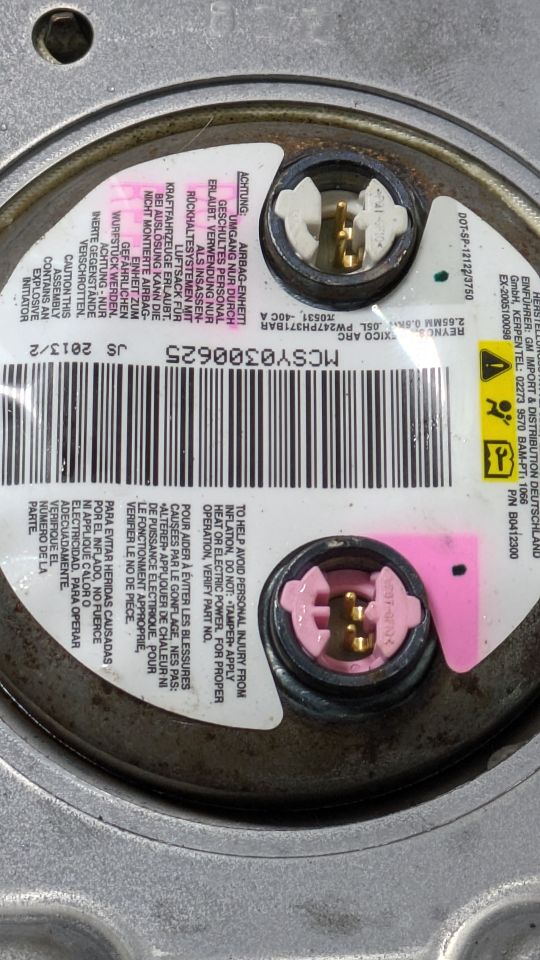 2009 GMC ACADIA 6cyl Gasoline 3.6 Left AIR BAG - 413295 — photo 2