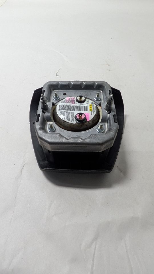 2009 GMC ACADIA 6cyl Gasoline 3.6 Left AIR BAG - 413295 — photo 6