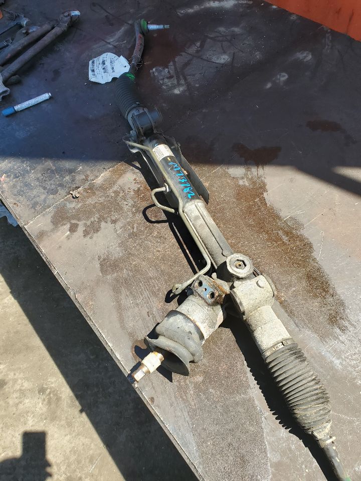2011 BUICK LACROSSE 6cyl Gasoline 3.6 STEERING GEAR RACK - 413390