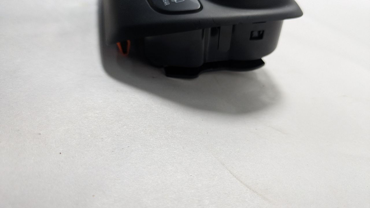 2014 DODGE DART 4cyl Gasoline 2.4 TEMP CONTROL - 413548 — photo 3
