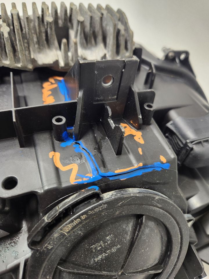 2015 BMW 328i Left HEADLAMP ASSEMBLY - 413564 — photo 8