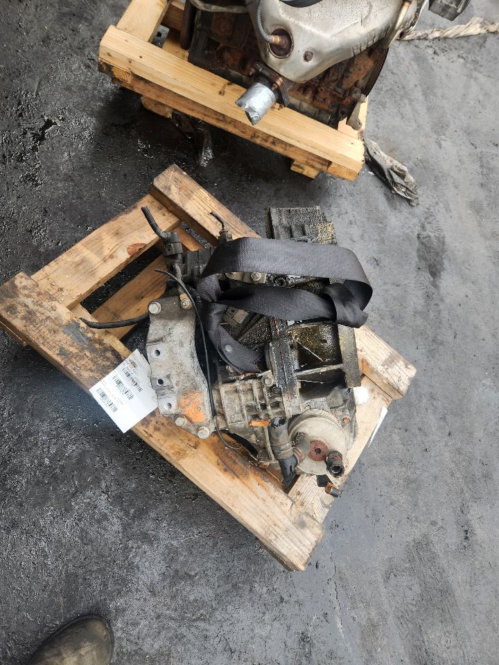 2009 VOLKSWAGEN JETTA 5cyl Gasoline 2.5 Transmiss,Transaxle - 413784